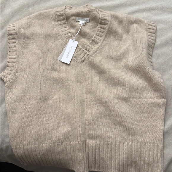 outerknown cashmere Perry Sweater Vest Light Camel Sweaters xs - Picture 6 of 6